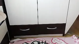 eyes_crystal  webcam hooker has amazing boobs