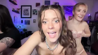 Miamoorexo & Hannahtaylorr Chaturbate 2026 Making out show 1