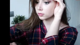 momiamhere  Stands holes to the top