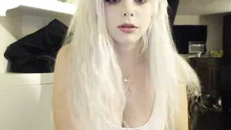 greeneyedgirl21  nude teenager rag dildo