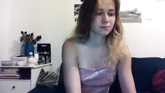 charminglucy  Caresses her pink pussy