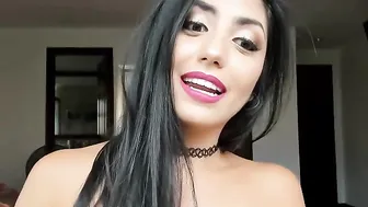 aishwaryarai  Fast petting in webcam chat