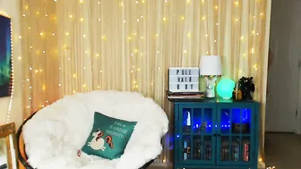 LaraLou  online Pussycat Penetration