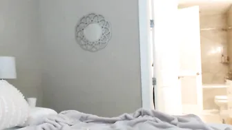 bridgettexoxo Erotic gymnast effectively changes poses