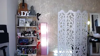 Dylightful Slender ladies and masturbating pussy