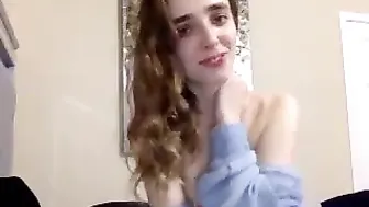 kewtkrystal The nipple with big boobs fascinates the look