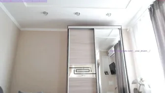 __your_dream__ Cute babe does not show her face