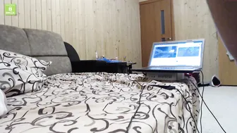 eva_valeri Pretty model fucks pussy