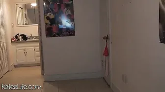 Katee Owens Exquisite confused caresses shaved pussy