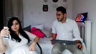 stepbrothers_usa Spectacular skin cleaves the vagina with a large dildo