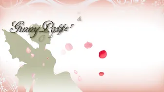 Mollydoll Black-haired nymph pulls pussy