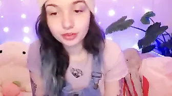 lilkittenluna Cool sex with gorgeous brunette