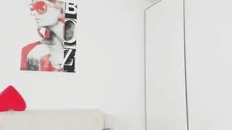 indiansweety good self shows sexy body