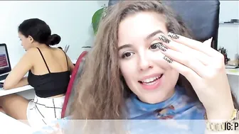 spanishcouple whore chick sucks penis gentleman