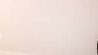 lil_piglet crazy chick jumps on the phallus