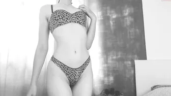 alycetn black haired prostitute masturbates cunt