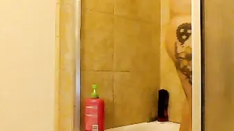 kezia420 lustful slut gently jerks off her cunt