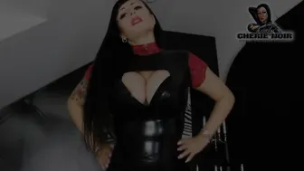 CherieNoir young beauty seduces the virgin body
