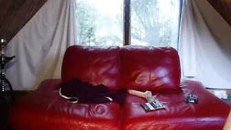 luciouslauren sexy chick fingering pussy