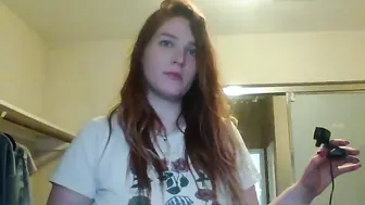 ivysrevenge crazy  girl  jerks off the anus in old age