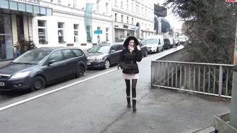 sexyRia mydirtyhobby swallows a toy