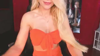 teaseme_n  luxurious mare masturbates