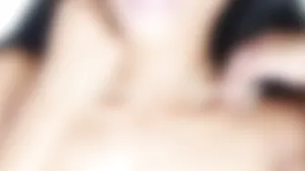 Vixi Vee manyvids crazy chick demonstrates sexy body