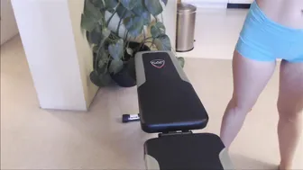 Kinkykatlive manyvids naughty brunette fucks with a dildo