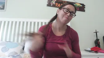 sinnamonsugar manyvids slutty bitch masturbates pussy