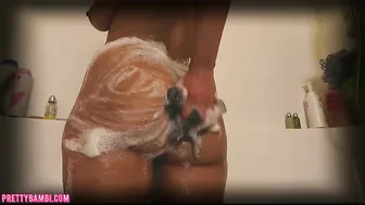 Pretty Bambi manyvids pussy very close