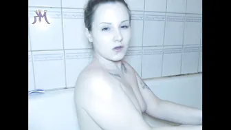 katiiemae  manyvids the sexy thing gracefully caresses to the camera all its charms