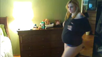 Kelly Payne  manyvids sexy chick striptease dancing