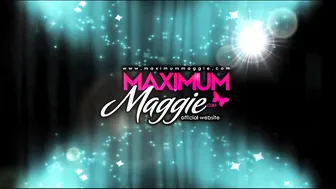 Maggie Green  manyvids busty bitch posing naked