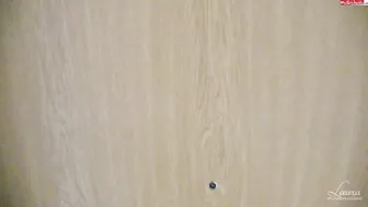 LauraParadise manyvids blissful female fucks pussy with vibrator