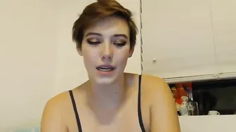 alicen0  cam girl  is exciting for both holes