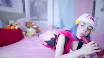 Lana Rain fluffy harlot fucks pussy with phallus