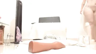 anal__girl_1 sweet lady takes off her dress