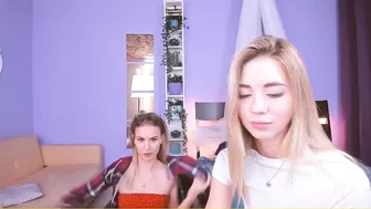 emmi_rosee crazy latin latina fucked by dildo