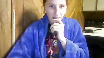 dumbie420 shy babe seduces with big tits