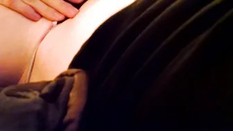 lillexxxi skinny in stockings pulls pussy