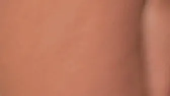 Sophie Dee juicy babe striptease dances