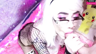 Kiittenymph  coquette shows shaved holes