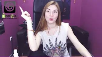 daniella_true marvelous babe shows off a gorgeous bosom