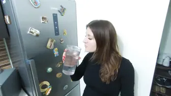 alice fairy measuring cup full of piss 2020 01 24 ieuxY3