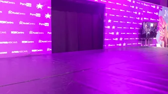 Stella Cox -more fun on stage