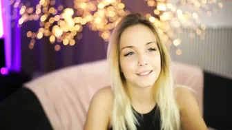 meow_s 4.11.2019 054_female_chaturbate (1)