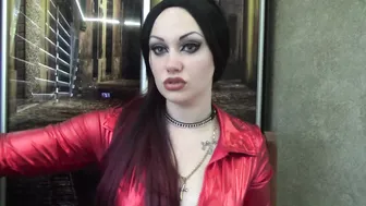 Mistress Misha Goldy Lips worship How you think can you cum
