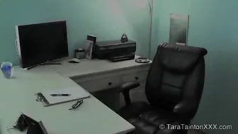 TARATAINTONXXX _Boss Takes Advantage