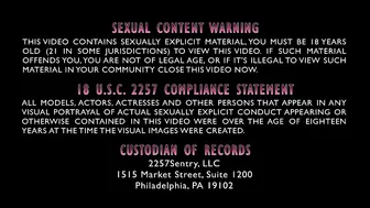 JOSLYN JANE _ ME AND MY STEP MOM GET CAUGHT FUCKING BY MY DAD1578001295972po