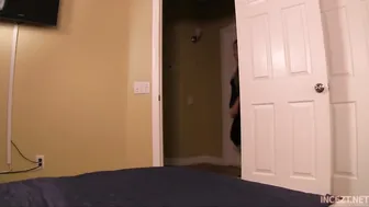 JOCLYNSGARAGE aka JOCLYN STONESpecial Anal Attention From My Step Mother Joclyn Stone